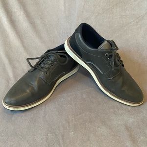 Boys Oxford size 5 Shoes